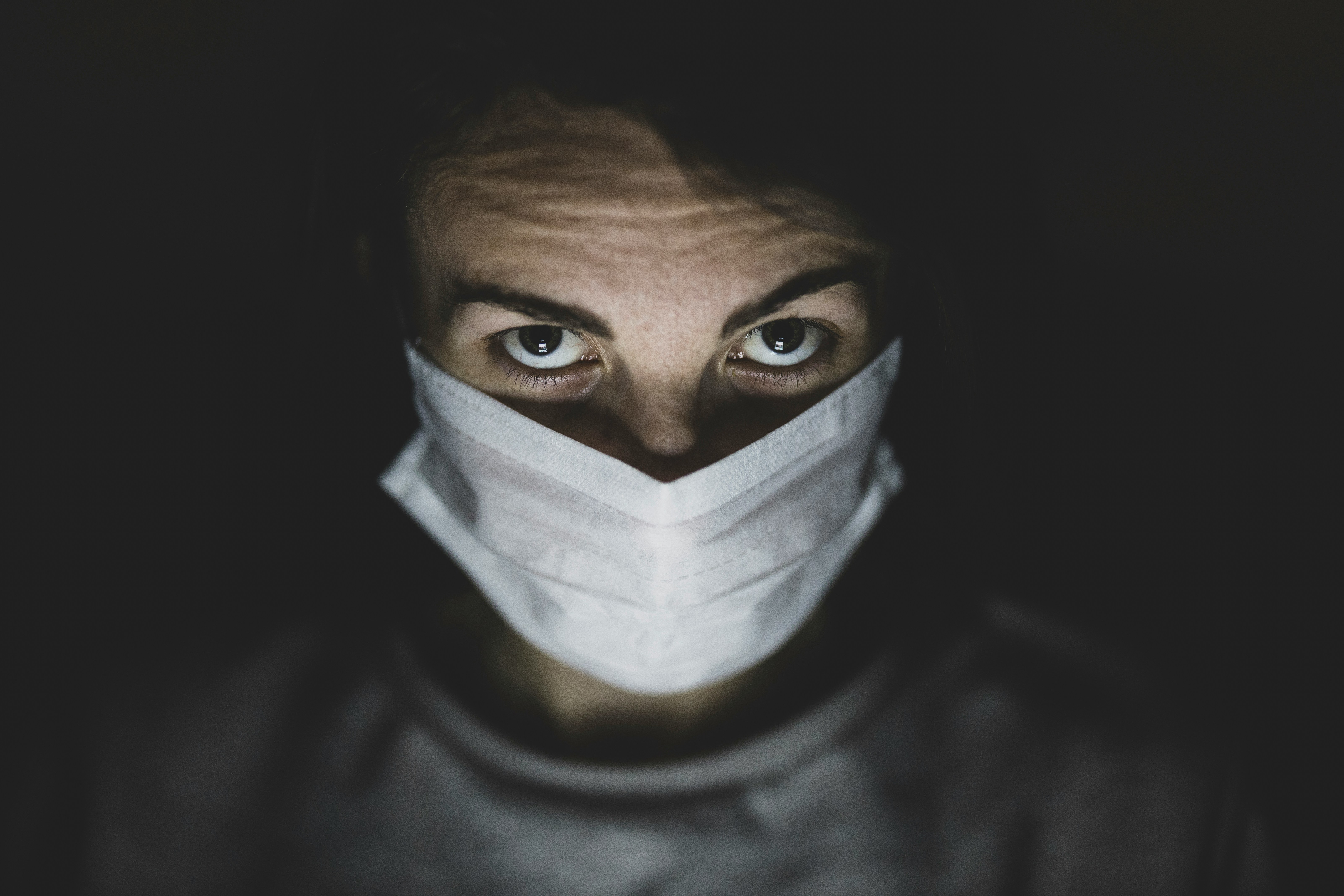 wywiad z dr. Pawłem Grzesiowskim, głównym inspektorem sanitarnym
