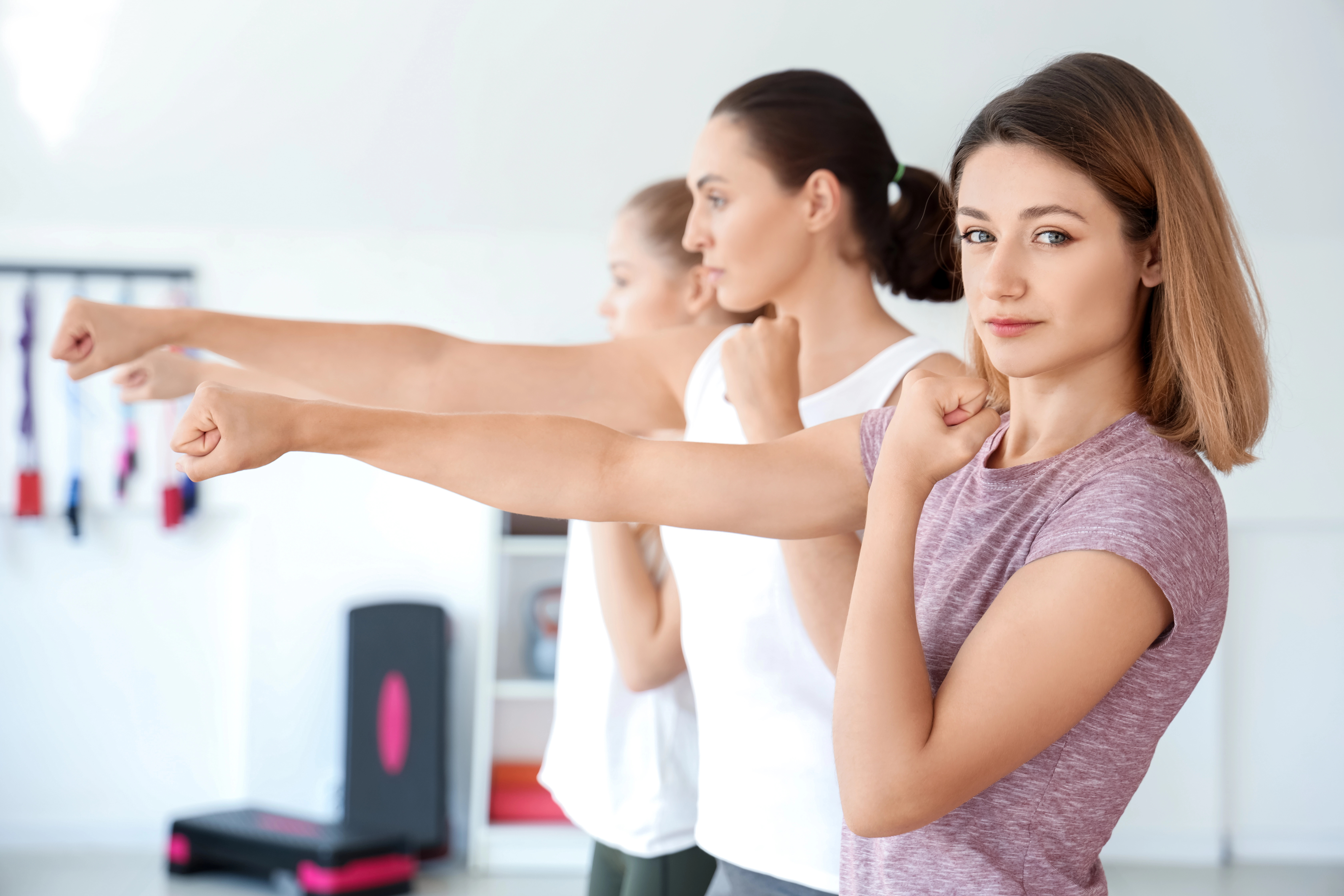 Wybrane sposoby reagowania w sytuacjach kryzysowych z zastosowaniem podstawowych technik samoobrony- szkolenie we współpracy z Komendą Stołeczną Policji