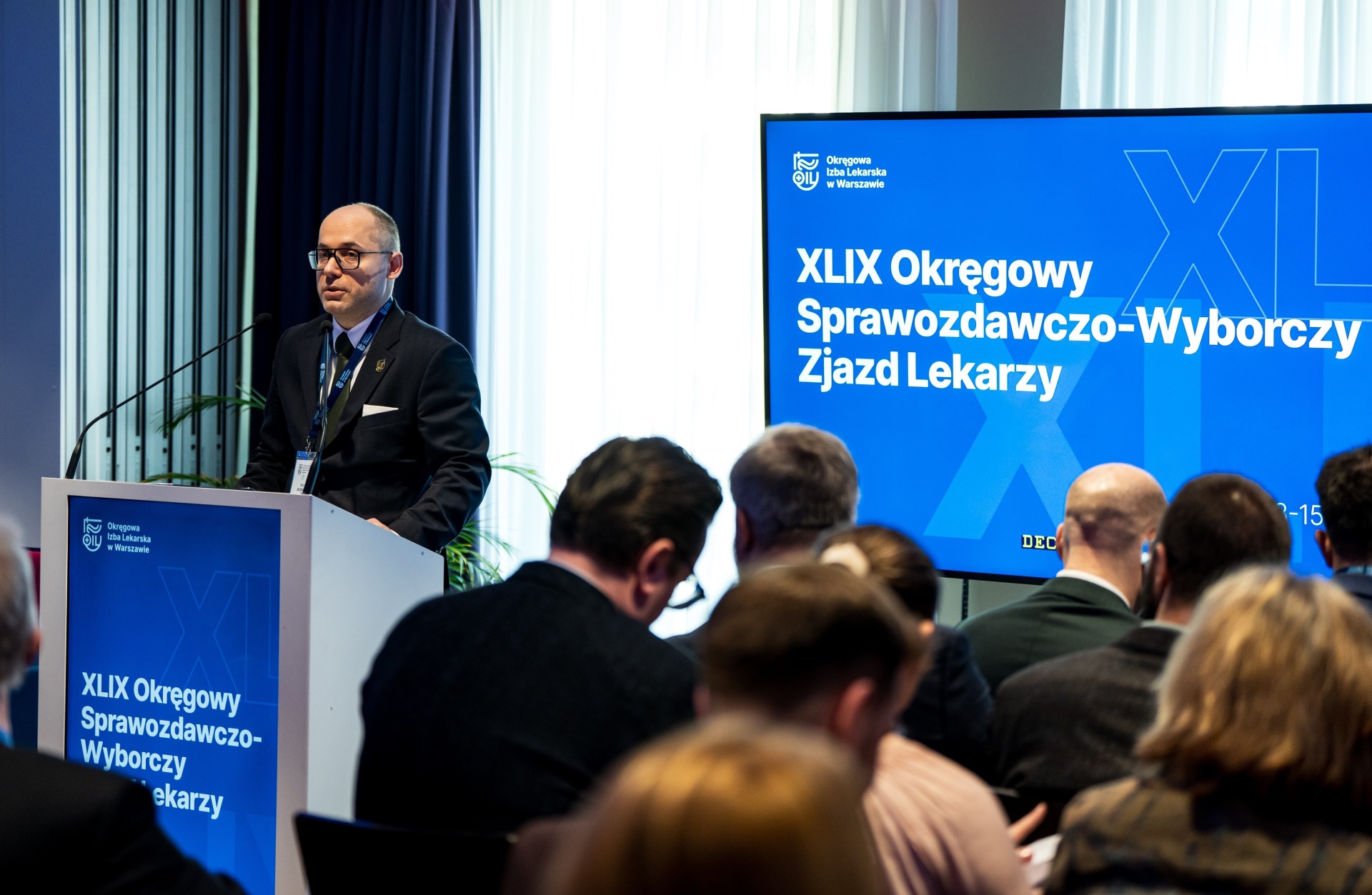 prezes ORL w Warszawie Artur Drobniak podczas XLIX Okręgowego Sprawozdawczo-Wyborczego Zjazdu Lekarzy